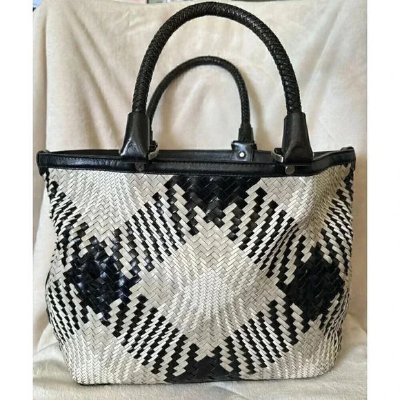 COLE HAAN Genevieve Woven Weave Black & White Tote Shoulder Bag Braided Handles - Picture 1 of 13